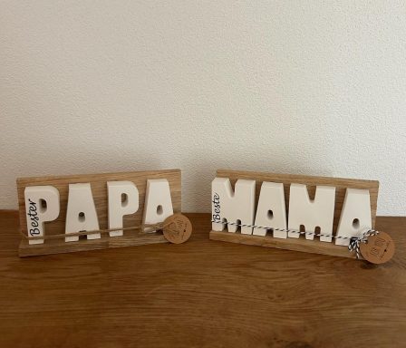 Gießkeramik-Schriftzug