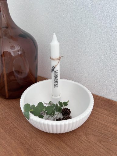 Schale mit Kerzenständer